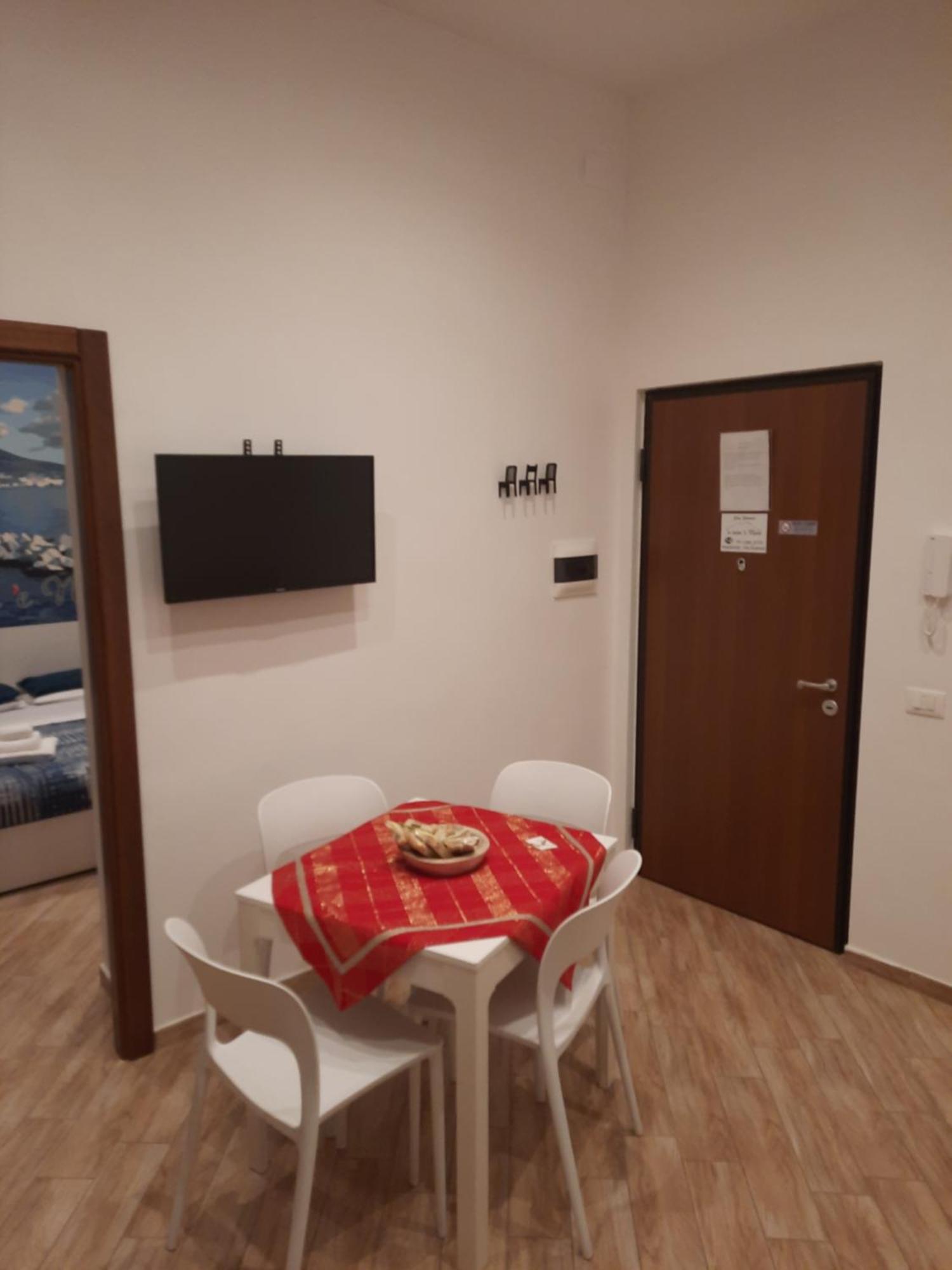 'A Casa 'E Ninu Casa Vacanze Naples Exterior photo